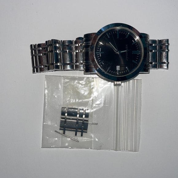 Burberry Stainless Steel Men's Watch - Picture 4 of 8